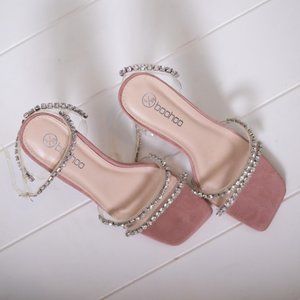 Boohoo - gem heels